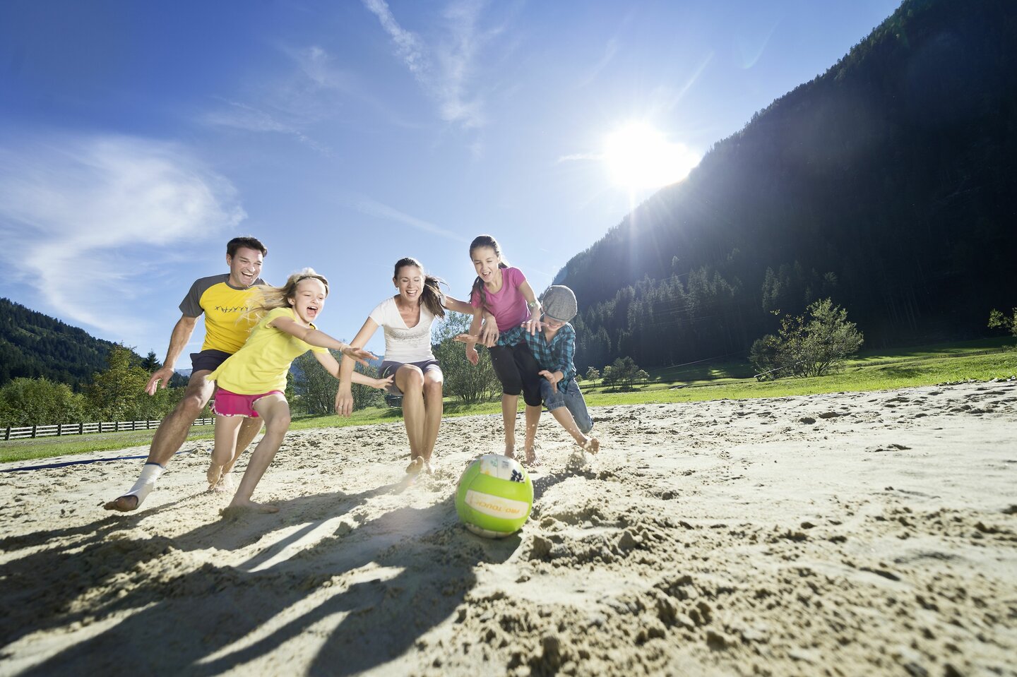 Playing volleyball in Flachau - Flachau Summer Card